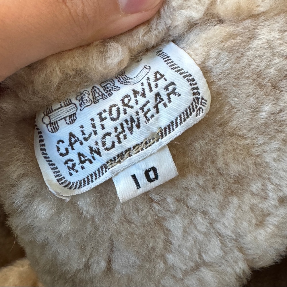 Women's Shearling Vest in Brown and Cream - Picture 3 of 4